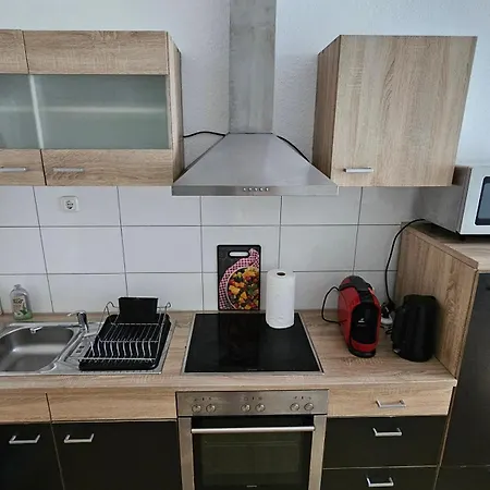 Top Central Stay - Cozy Bedroom & Kitchen In The Heart Of The City And Hauptbahnhof Wuppertal Exterior photo