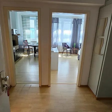 Top Central Stay - Cozy Bedroom & Kitchen In The Heart Of The City And Hauptbahnhof Wuppertal Exterior photo