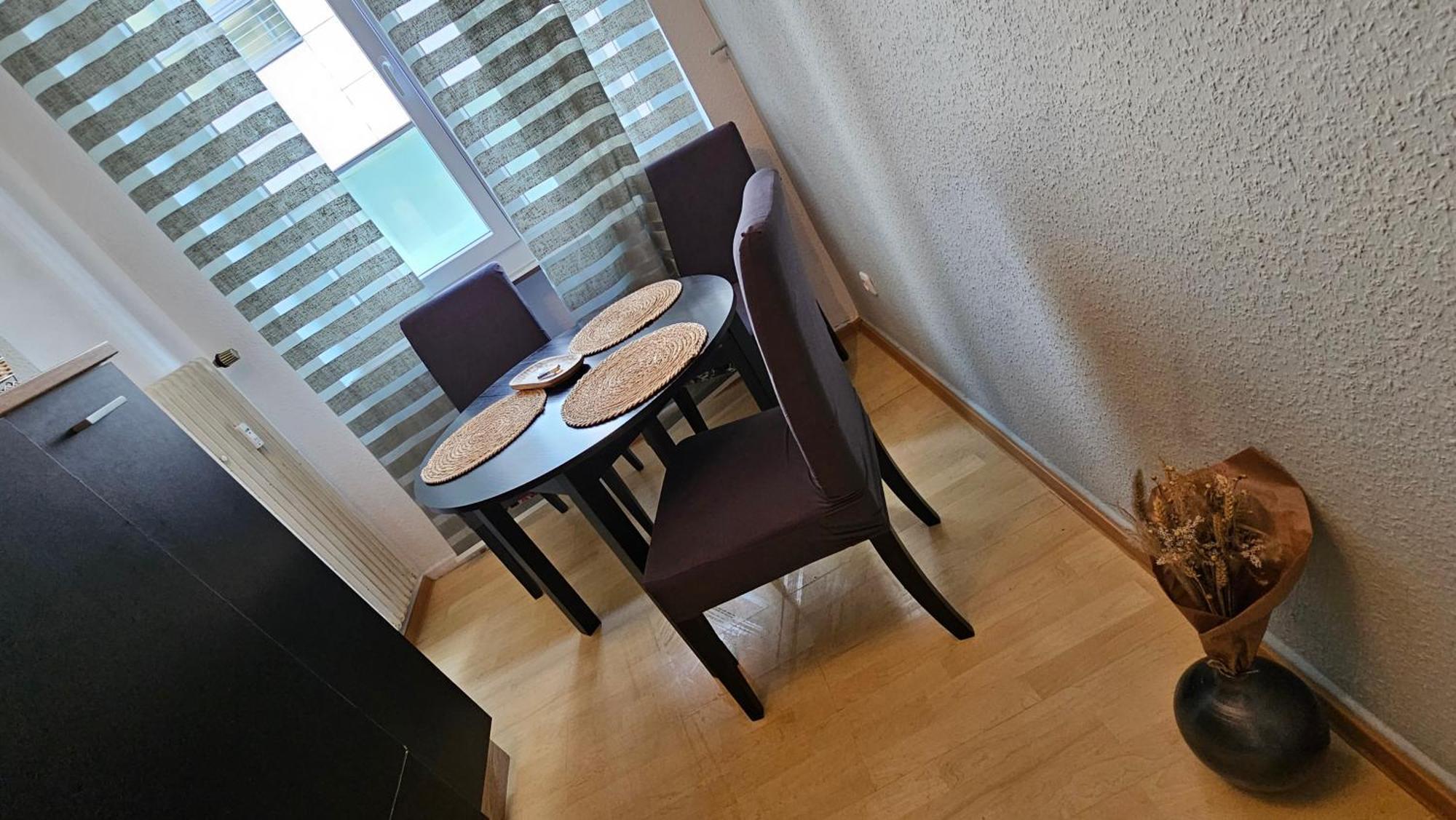 - Cozy Bedroom & Kitchen In The Heart Of The And Hauptbahnhof Apartment