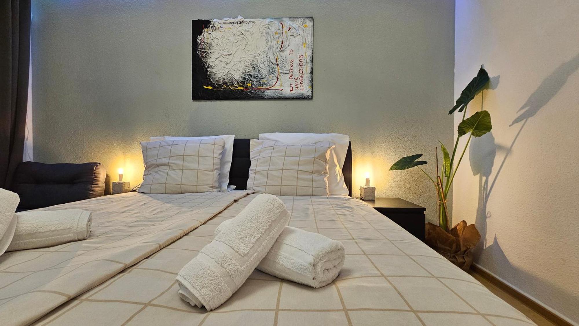 - Cozy Bedroom & Kitchen In The Heart Of The And Hauptbahnhof Wuppertal
